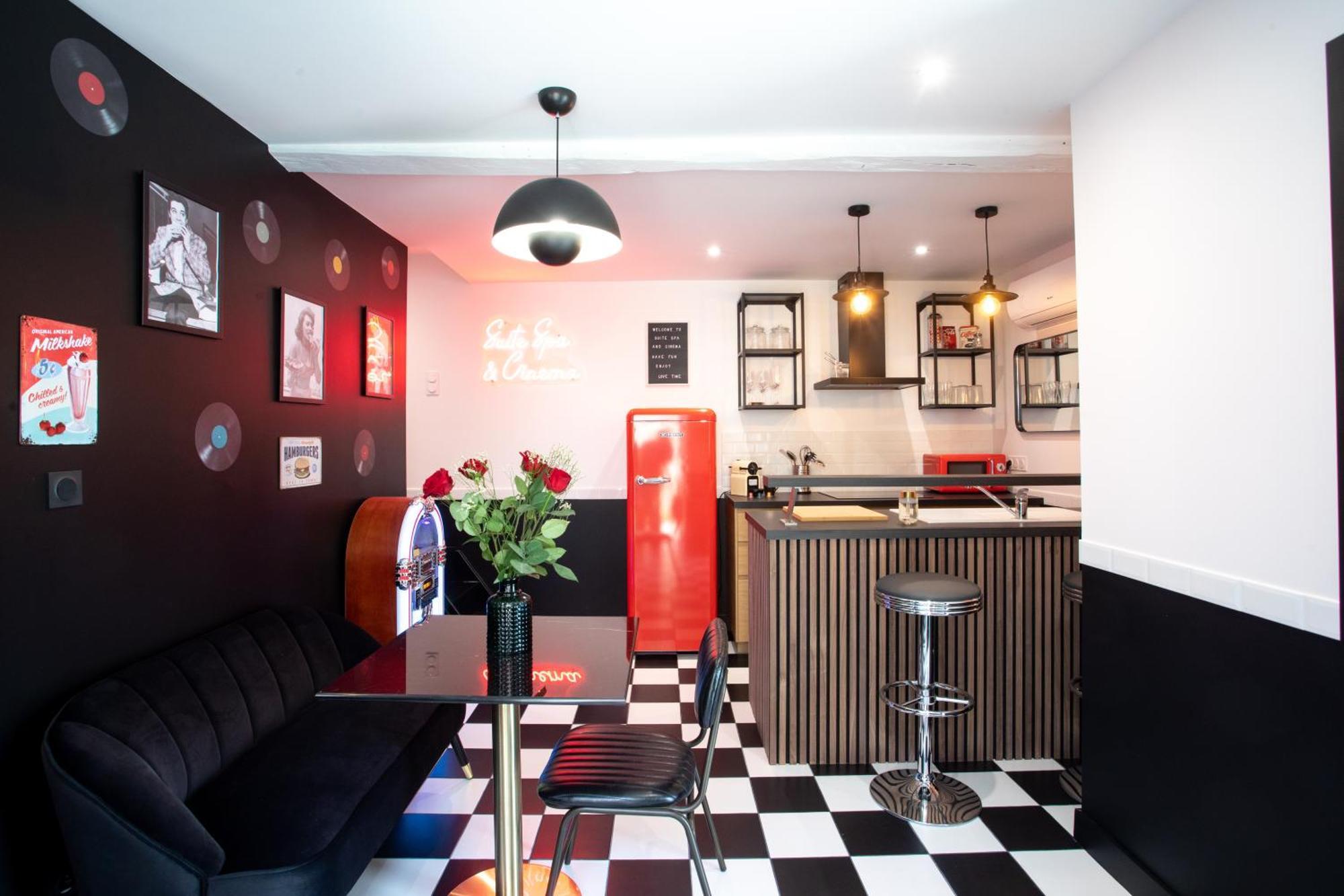 La Suite Spa & Cinema Saint-Lambert-du-Lattay 外观 照片